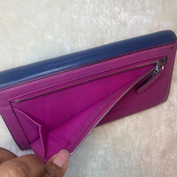 Authentic Fendi Wallet - Picture 4 of 13